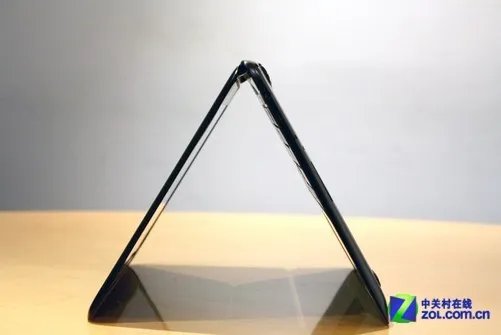 全球首款电动隐藏接口 宏碁蜂鸟S5评测