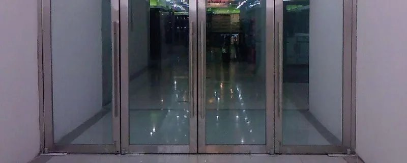 地弹簧门尺寸怎么减