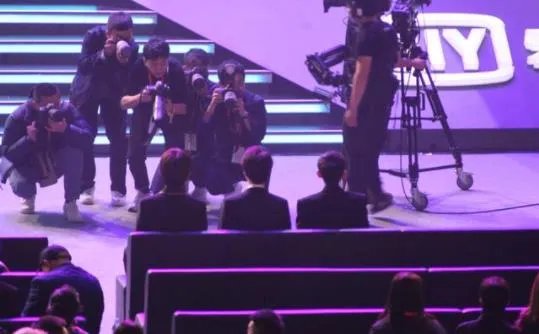 TFBOYS节目被砍怎么回事 爱奇艺尖叫之夜漏洞百出