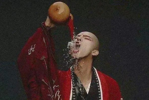 网络十大流行歌曲排行榜：夏天的风上榜，第九乃“治愈神曲”