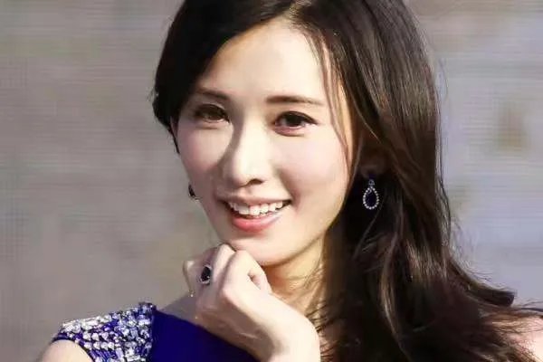 嫁给日本人的林志玲，现在过的好不好？