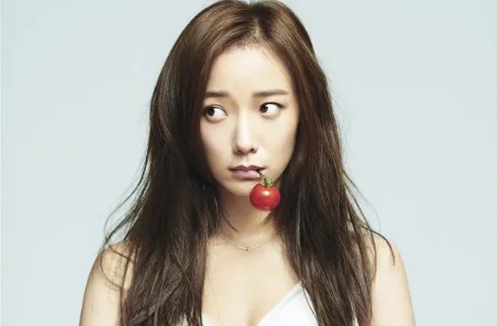 女有王珞丹、男有翟天临，为了翻红用低级手段炒作，如何看待这件事？