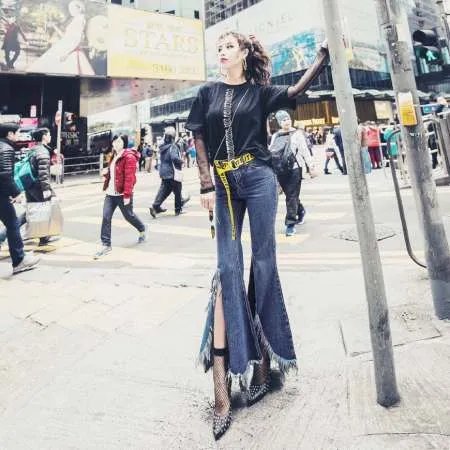 牛仔阔腿裤怎么搭配？