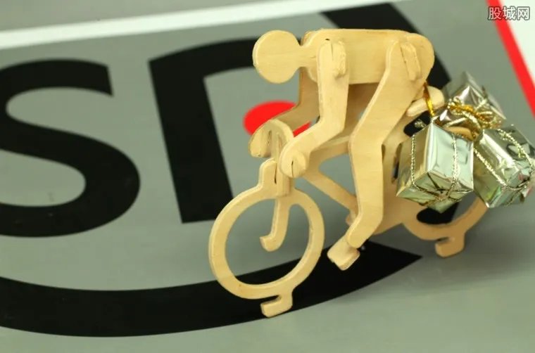 顺丰快递一般几天到 顺丰加急件多少钱