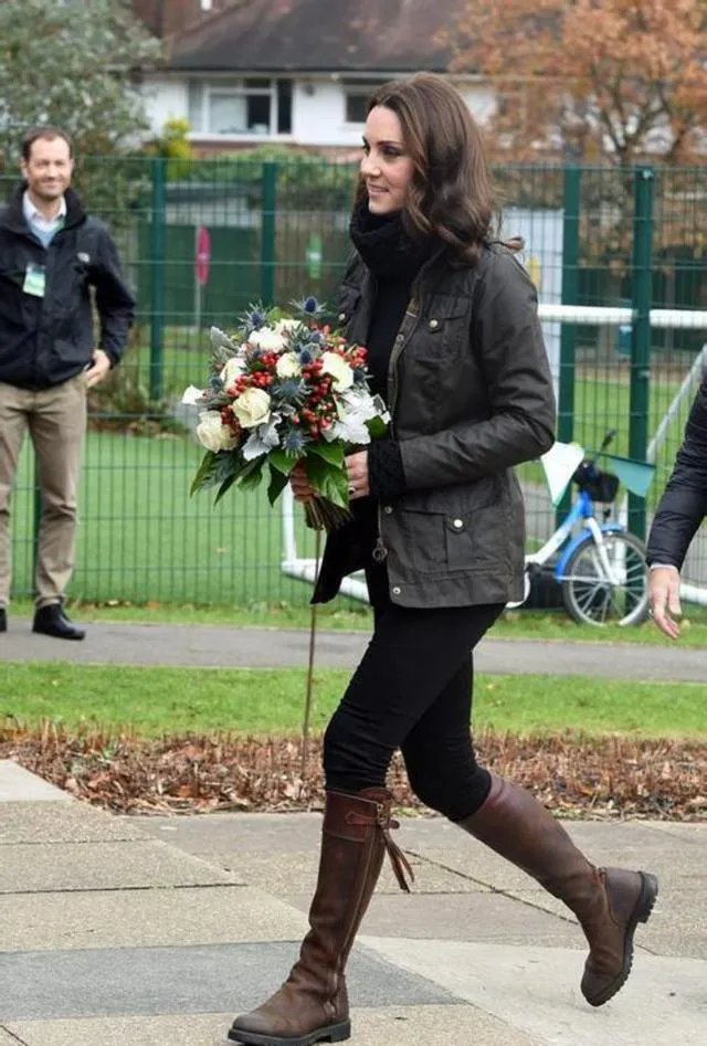 凯特王妃子穿了13年的靴子照样时髦吗？