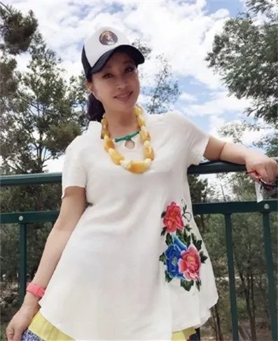 刘晓庆60岁生日晒美照 揭其60年的传奇人生