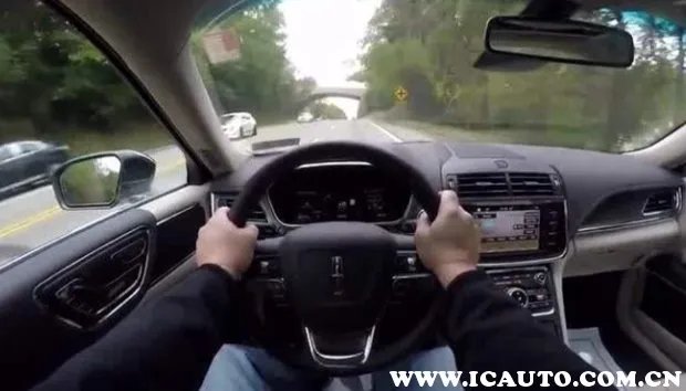 雷诺科雷缤多少钱,雷诺科雷缤参数配置