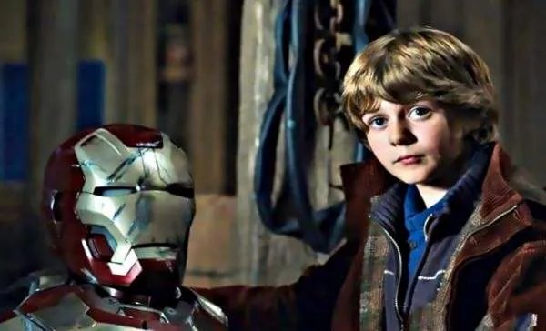 《复联4》钢铁侠死了以后，他的战甲怎么办，他的技术交给谁了？