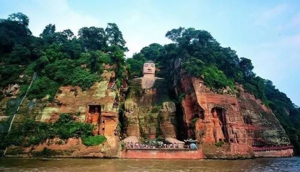 乐山大佛的详细资料