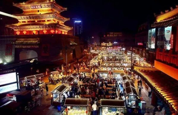 如何看待「糖葫芦小贩用唾液沾芝麻被拍下」一事？