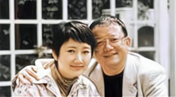 因拒绝生孩子被王刚抛弃的成方圆，后来是怎样报复的？