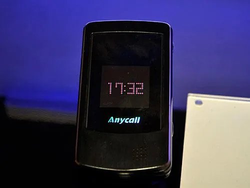 双网双待商务机 行货三星W589商城热卖