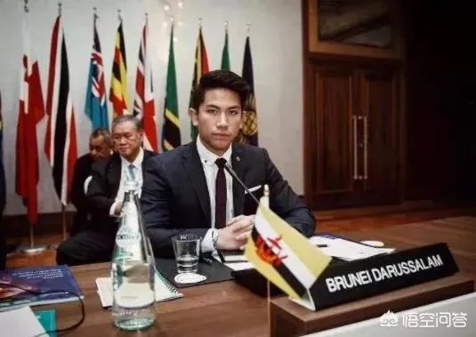 有钱人的世界是什么样的？