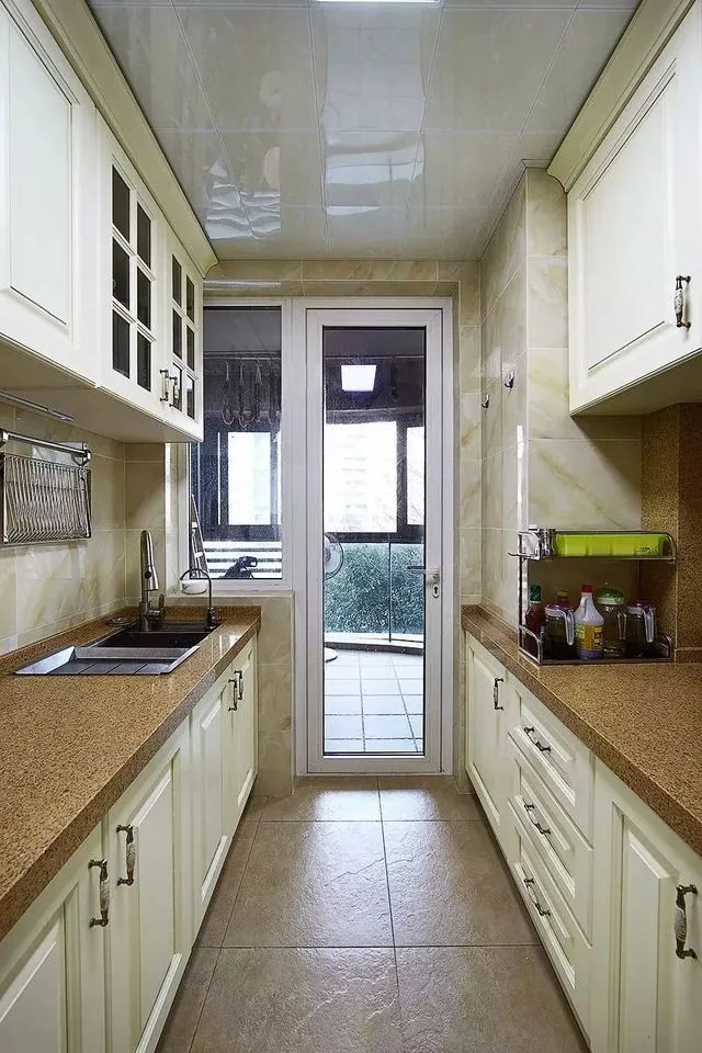 厨房旁边的小阳台原来要这样设计，太美了吧！！！！