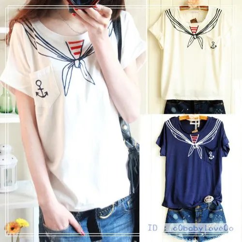 海军风的短裙应该搭配什么上衣