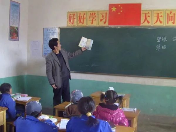 原来辞退的民办教师，现在有什么补偿政策？