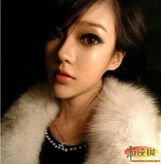 都是些神马玩意 网络红人超奇葩的“锥子脸”