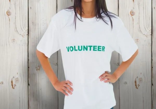 皮肤黑穿什么颜色 皮肤黑适合穿哪种颜色