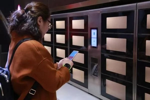 多家快递频出现无人派送的现象，无人送货派件的时代究竟何时到来？