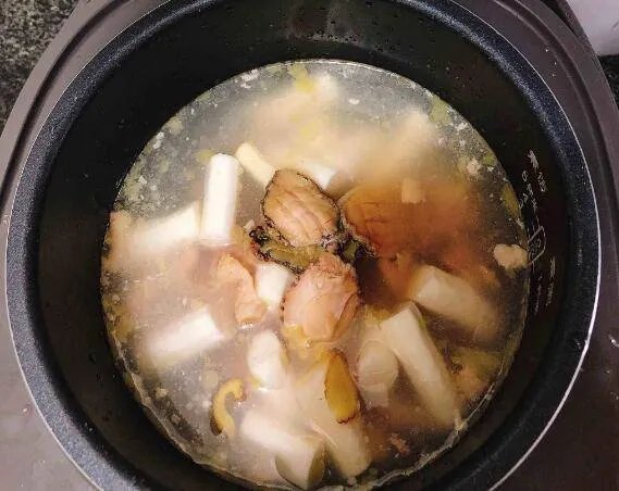 鲍鱼鸡汤怎么做