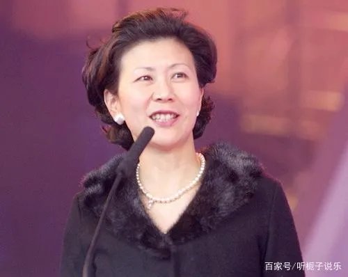 邵逸夫耄耋之年娶了方逸华，周凯旋陪李嘉诚29年，何时能转正？