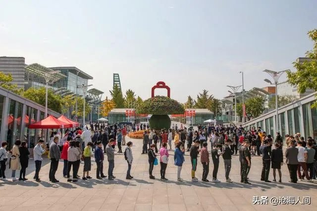 预测今年疫情会再爆发吗，可能会再封城吗？