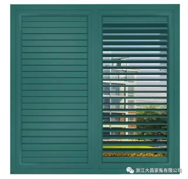 百叶窗中透来的光