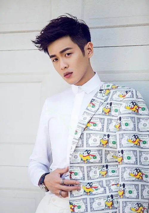 张若昀长得并不帅，凭什么能够爆红？