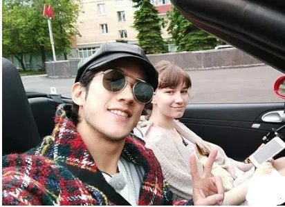 李治廷为何被美女放倒?