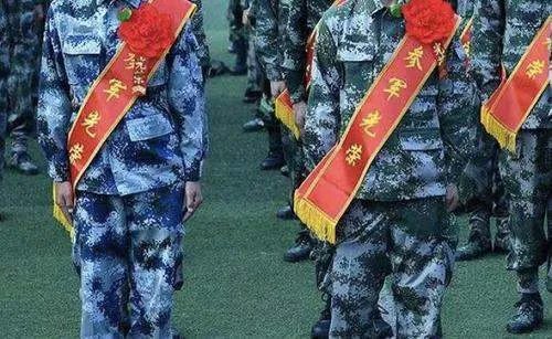 浙江两名高校学生拒服兵役被处罚，这是谁的问题？