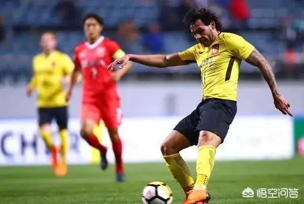 恒大客场成功击败济州联，第一次看到韩国球队怂了，济州联缴械，怎么评价这场比赛？