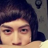 求一套男生一套女生QQ网名 皮肤 头像 分组