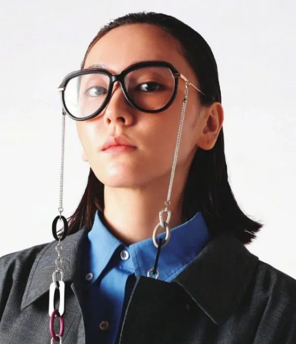 33岁新垣结衣曝大量新杂志写真！风格百变 美帅兼备