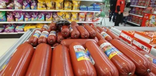 超市搞促销的时候，火腿肠为什么是成捆卖的？