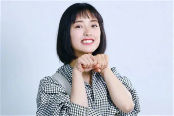 有哪些明星或者艺人对粉丝不友好？