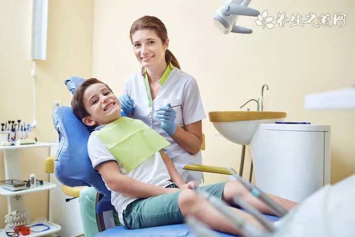 拉拉裤和纸尿裤哪个好