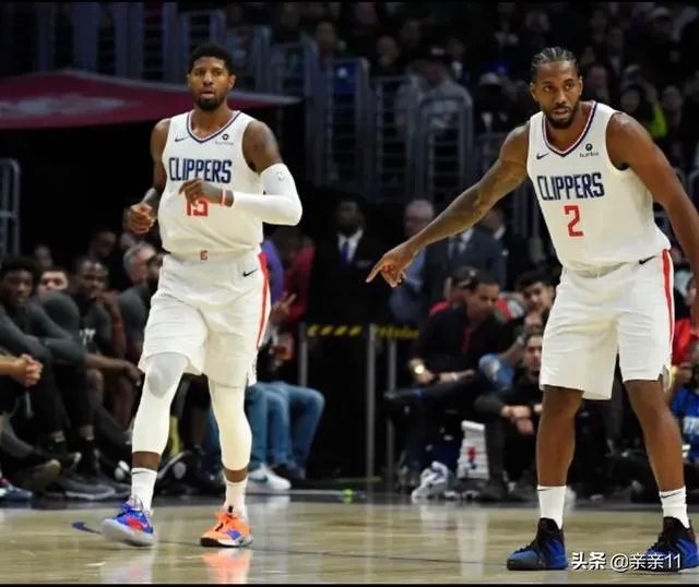 湖人大胜开拓者收获三连胜，而快船被雄鹿狂虐，如何评价？