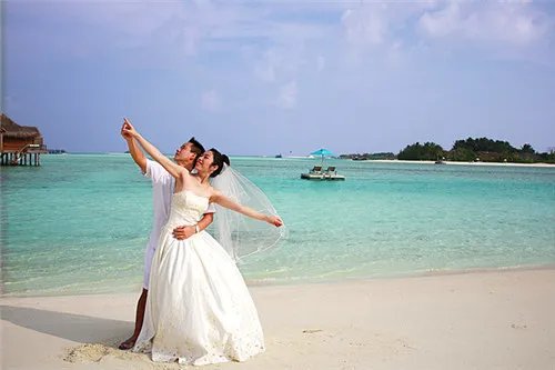 去马尔代夫拍婚纱照要多少钱  马尔代夫拍婚纱照注意事项