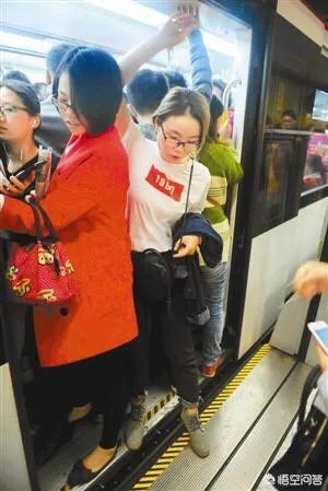 如何看待深圳的地铁？