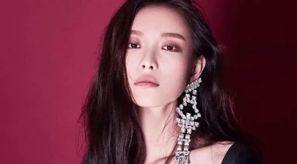 冯绍峰的5任女友对比是什么？