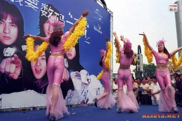 视觉精选组图：风云十五年,如今无人再进中关村