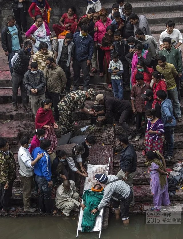 佳能感动典藏 专业组新闻获奖作品赏析