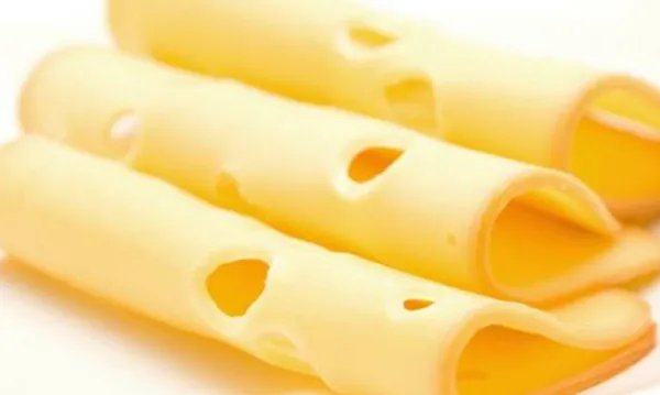 天然奶酪和再制奶酪有什么区别?