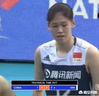 世联赛半决赛上，中国女排对战美国第三局比赛落后时换上李盈莹，之后中国队25-18拿下第三局，你怎样看？