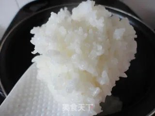 瑞云堆雪—白米饭