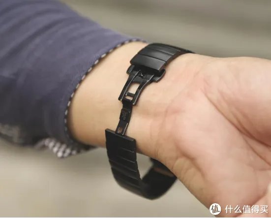 阿玛尼手表值不值得买