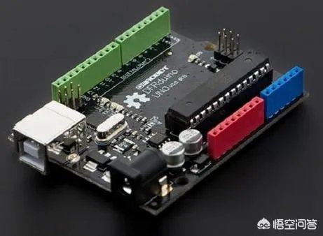 国内DFRobot和Seeed Studio两家哪家生产的Arduino电路板质量更好？