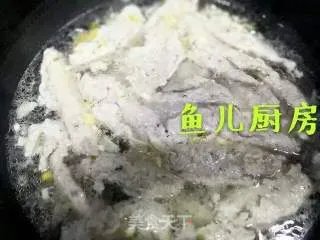 全能鱼滑汤──“鱼儿厨房”私房菜