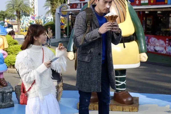 那些最萌身高差的情侣们，后来都怎么样了？