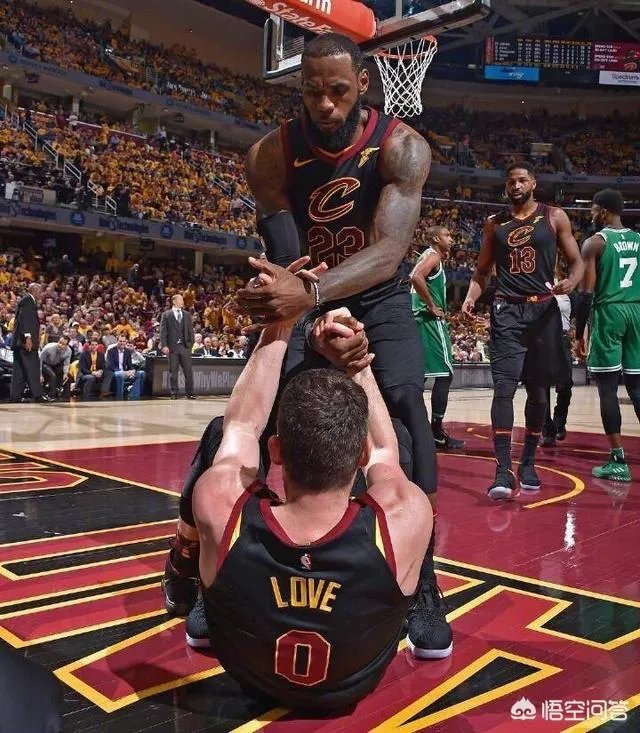 总决赛第二场勇士大胜骑士,勒夫被打爆了,你怎么评价?